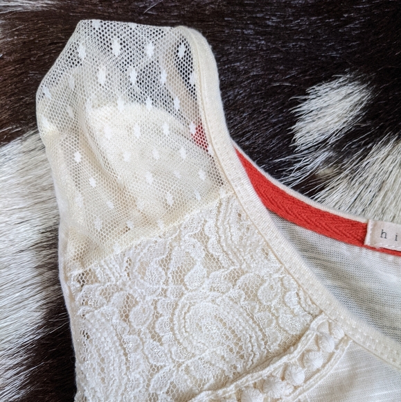 Hint of Mint Lace Tunic - Picture 5 of 10